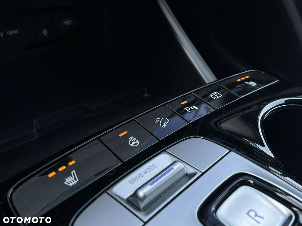Hyundai Tucson 1.6 T-GDi HEV Executive 2WD - 24