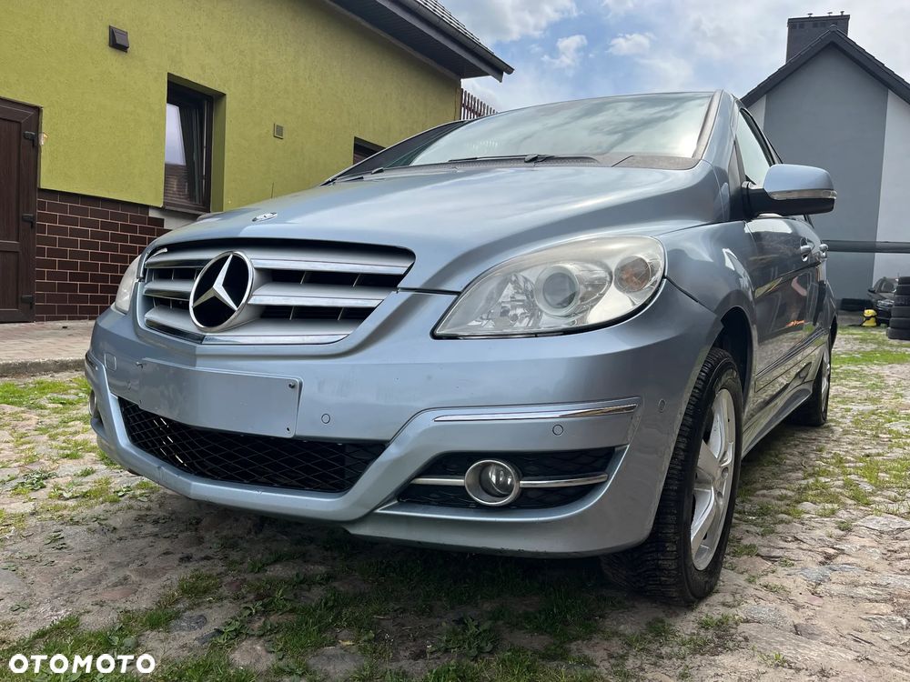 Mercedes-Benz Klasa B 180 CDI Autotronic Special Edition - 1
