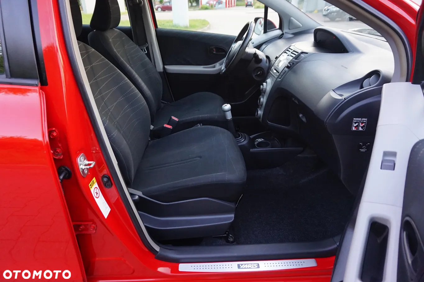 Toyota Yaris - 35