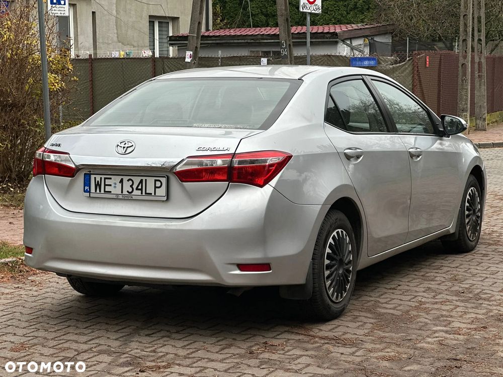 Toyota Corolla 1.6 Active EU6 - 5