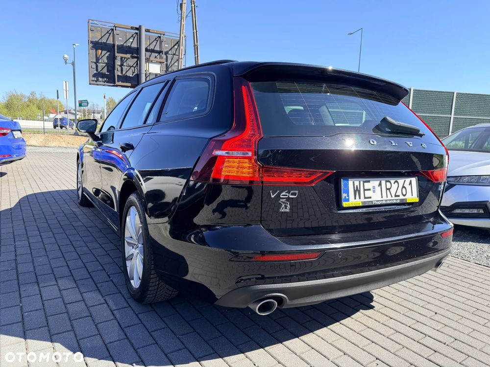 Volvo V60 D4 Momentum Pro - 12