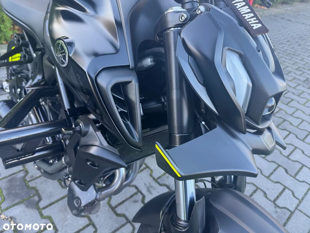 Yamaha MT - 28