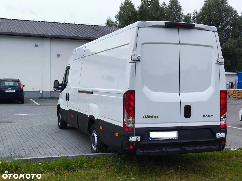 Iveco DAILY - 7