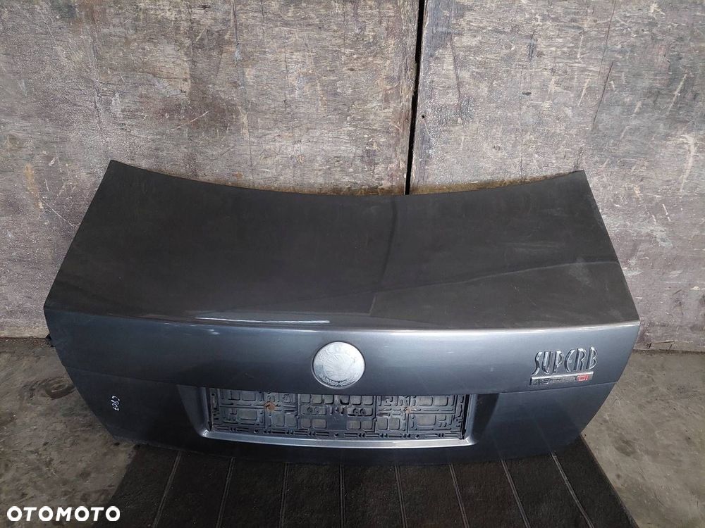 KOMPLETNY TYŁ KLAPA ZDERZAK LAMPA LAMPY SKODA SUPERB I 9152 - 8