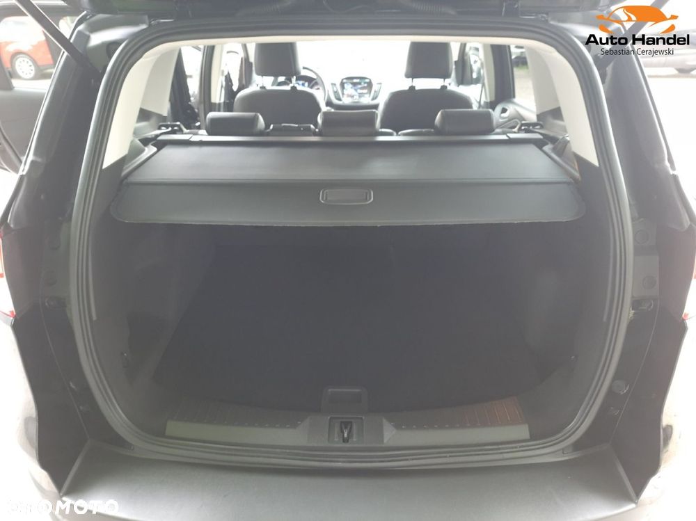 Ford Kuga 1.5 EcoBoost 2x4 Titanium - 13
