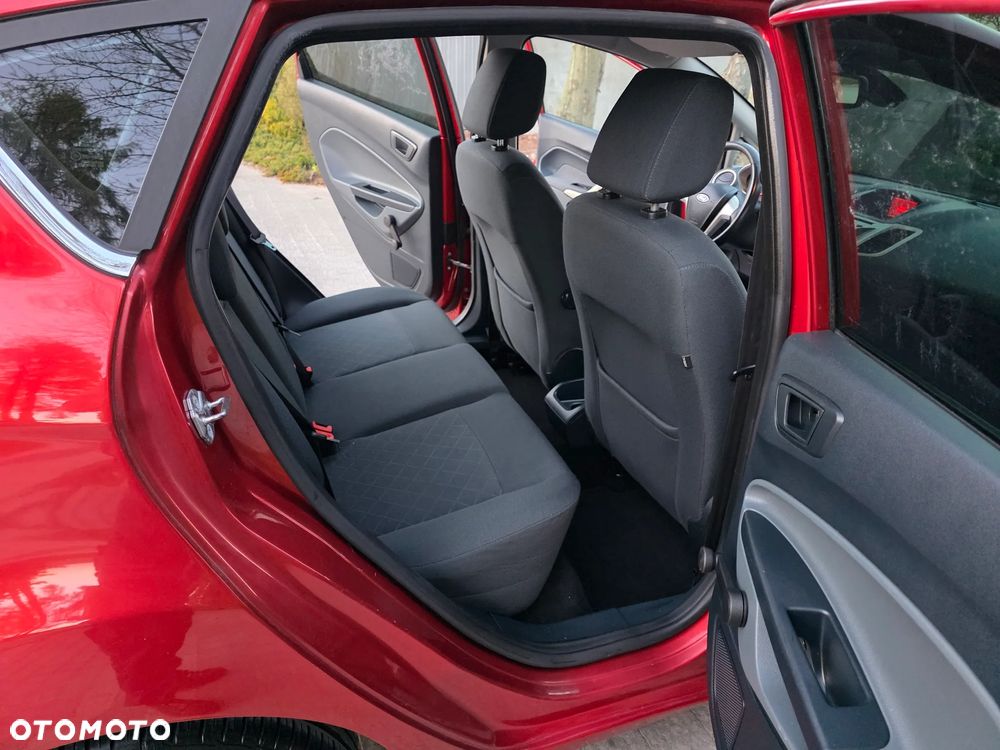 Ford Fiesta 1.25 Titanium - 25