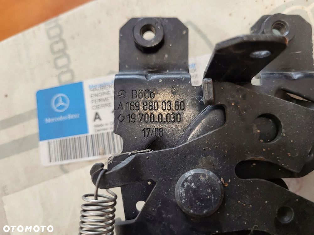 ZAMEK MASKI MERCEDES W169 W245 A1698800360 - 3