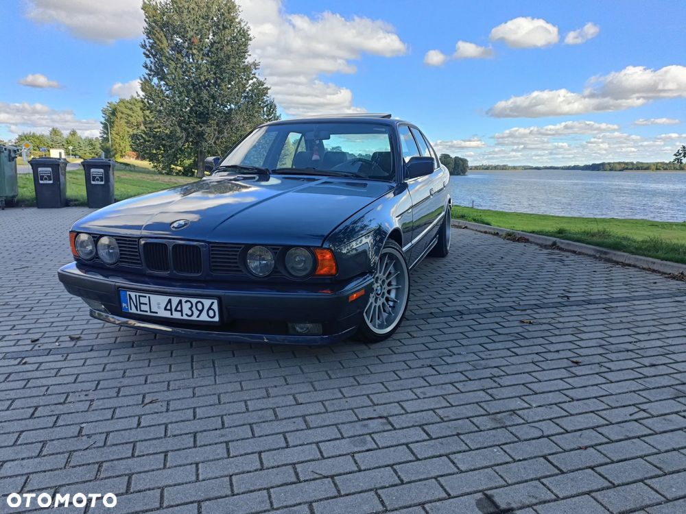 BMW Seria 5 520i - 1