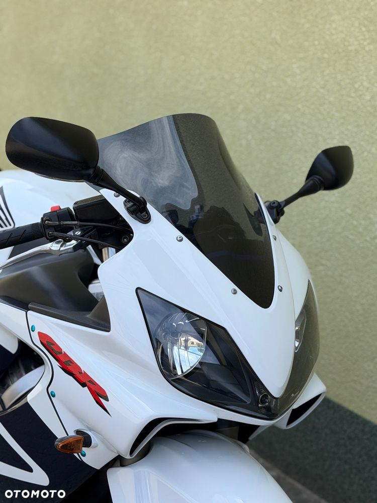 Honda CBR - 2