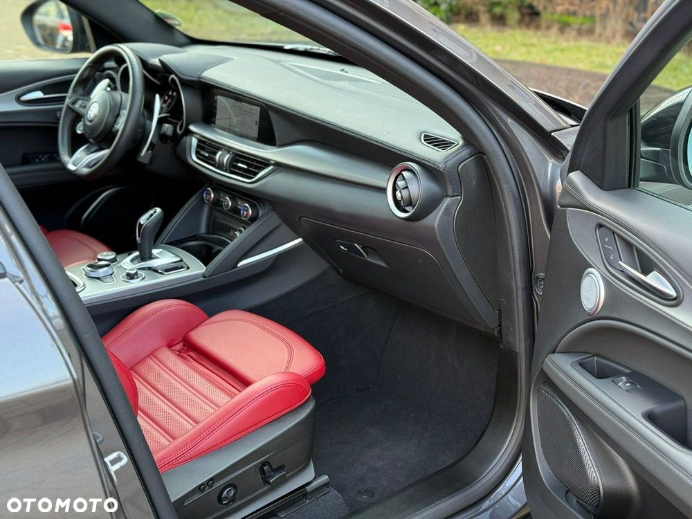Alfa Romeo Stelvio 2.0 Turbo 16V AT8-Q4 Super - 8