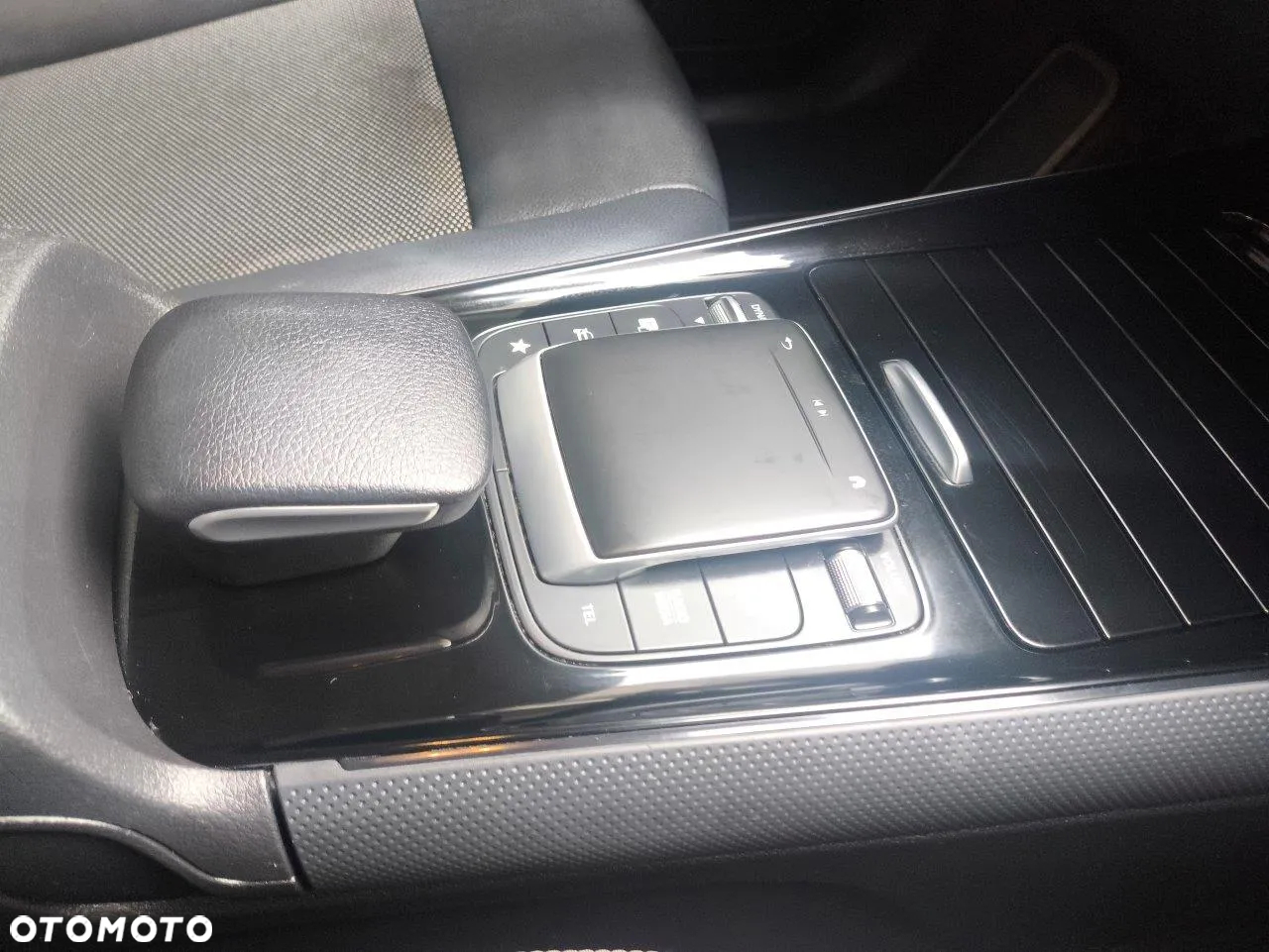 Mercedes-Benz GLA 180 d 8G-DCT EDITION 2022 - 23