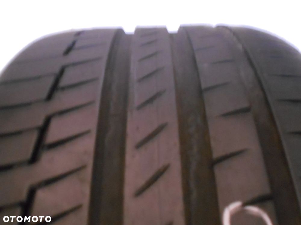 OPONA POJEDYNKA 235/40R18 CONTINENTAL PREMIUM CONTACT 6 XL DOT 0521 6.8MM - 2
