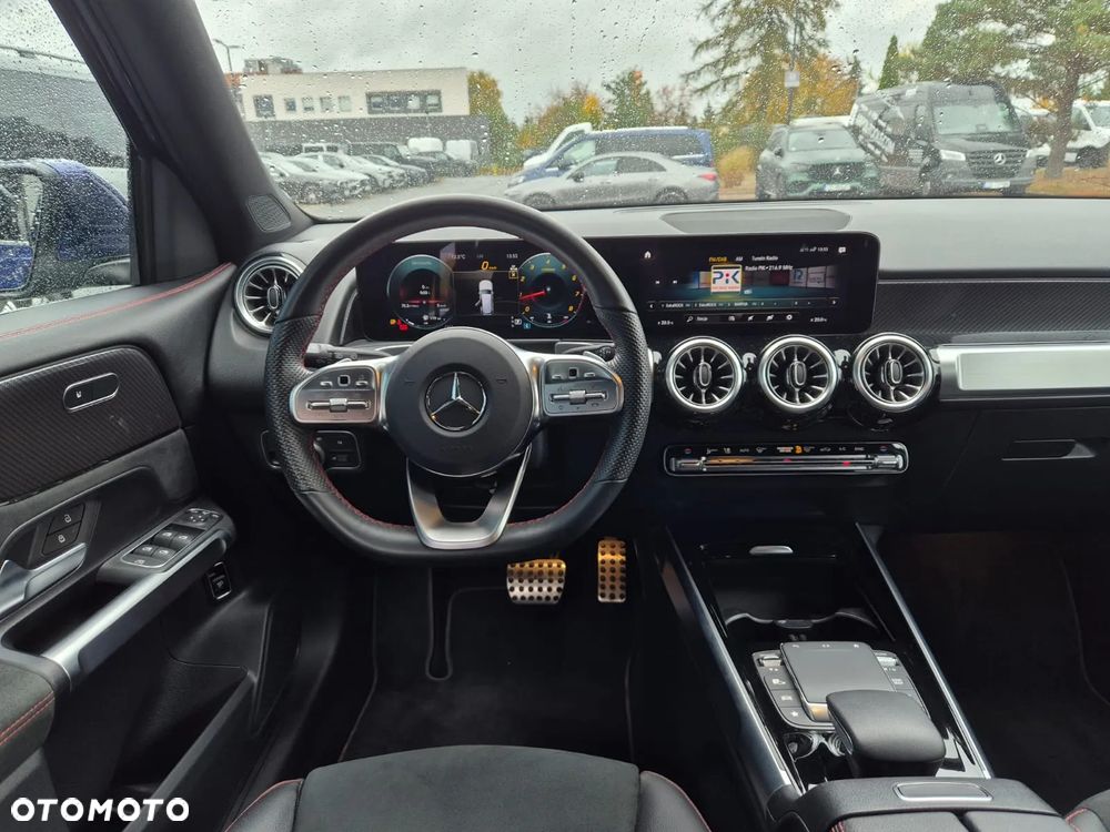 Mercedes-Benz GLB 200 4-Matic AMG Line 8G-DCT - 9