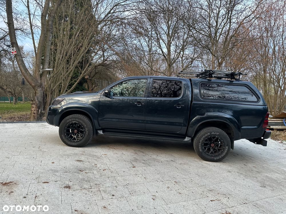 Toyota Hilux 3.0 D-4D SR5 - 5