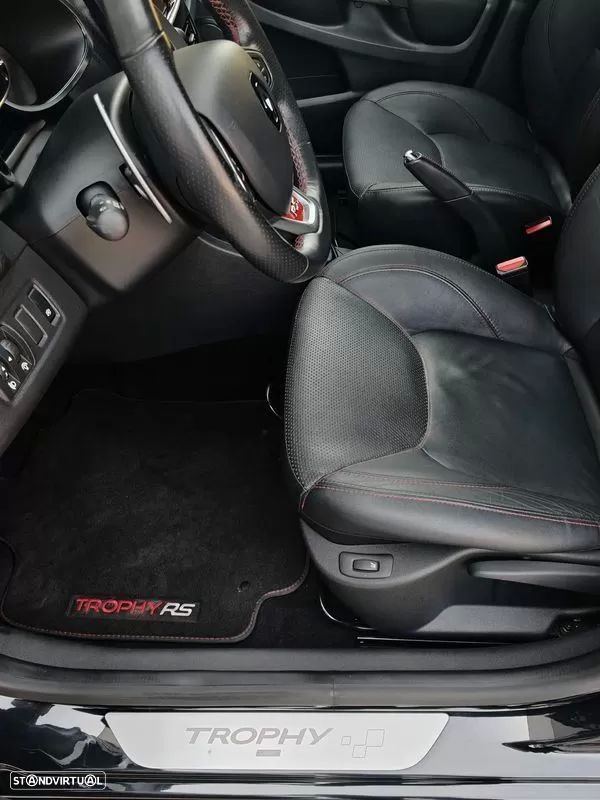 Renault Clio 1.6 T RS Trophy EDC - 16