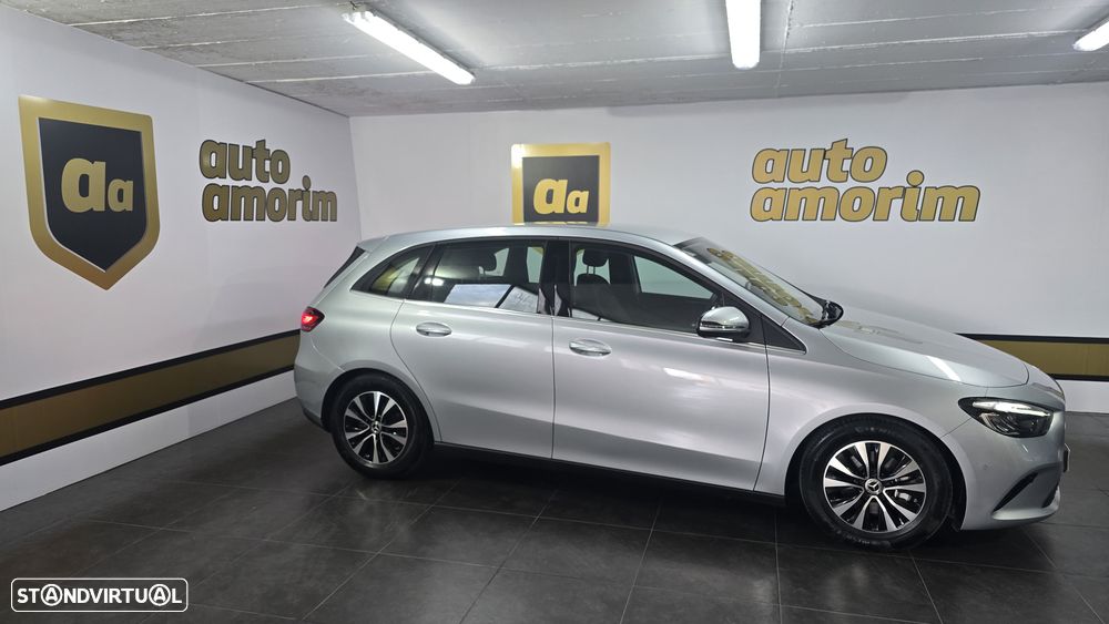 Mercedes-Benz B 180 d - 5