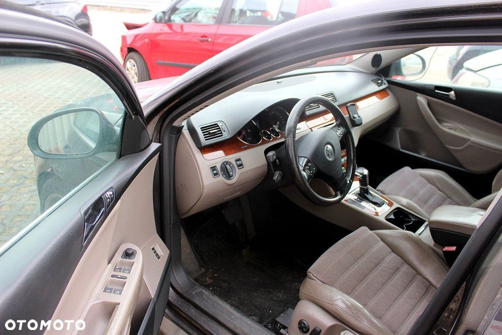 VW Passat B6 2005 2.0TDI BMP Kombi (MASKA, ZDERZAK, LAMPA, BŁOTNIK, DRZWI, SZYBA, FOTEL) - 6