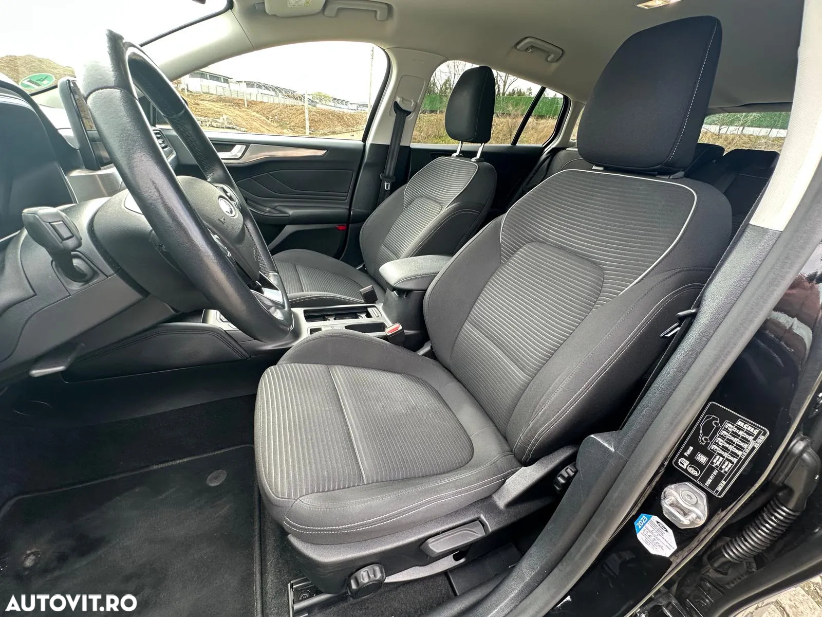 Ford Focus 2.0 EcoBlue Titanium Business - 18