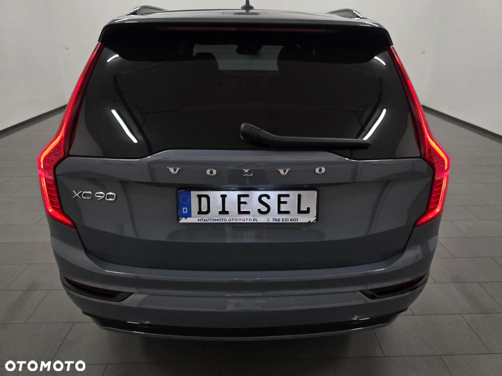 Volvo XC 90 D5 AWD R-Design - 36