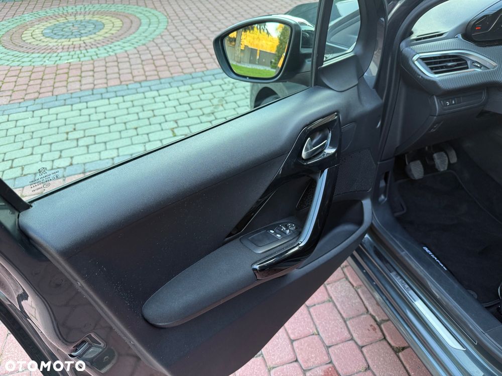 Peugeot 208 1.2 VTi Style - 9