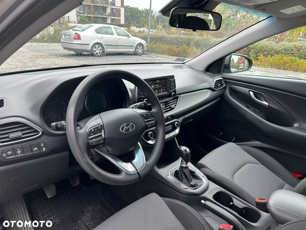 Hyundai i30 1.4 Classic + - 12