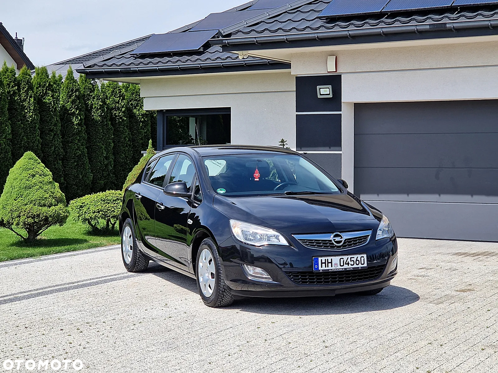 Opel Astra 1.4 150 Jahre - 23