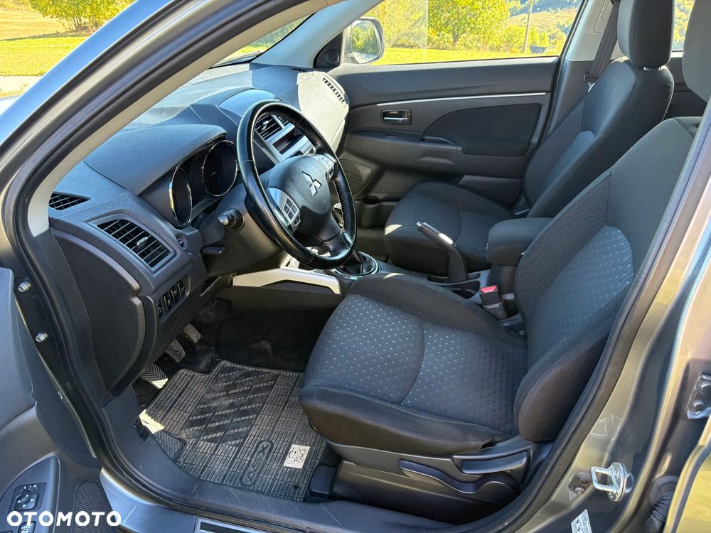 Mitsubishi ASX 1.8 DID Invite 4WD AS&G - 10