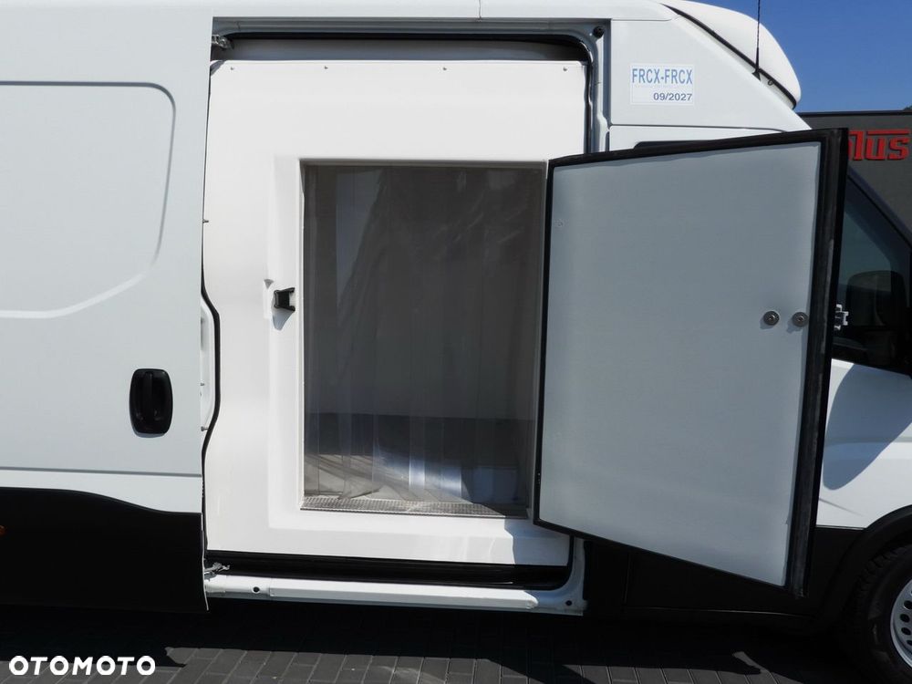 Iveco DAILY 35S14 FURGON CHŁODNIA  0*C ZASILANIE 230V TEMPOMAT AUTOMAT HI-MATIC KLIMATYZACJA  140KM - 24