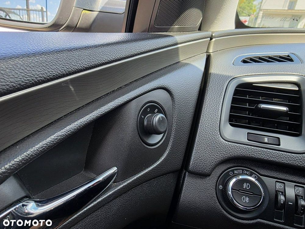 Opel Insignia 1.8 Selection - 11