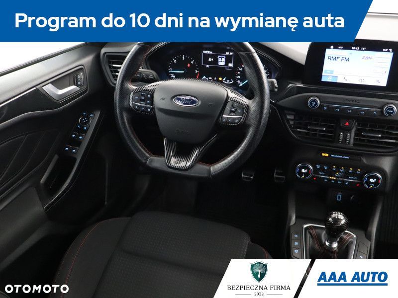 Ford Focus - 9