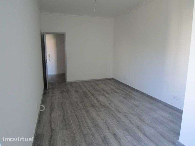 T1 Figueirinha Oeiras - Grande imagem: 2/6