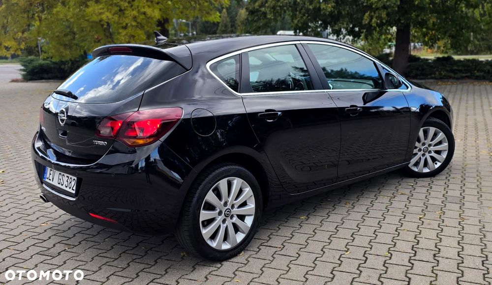 Opel Astra - 17