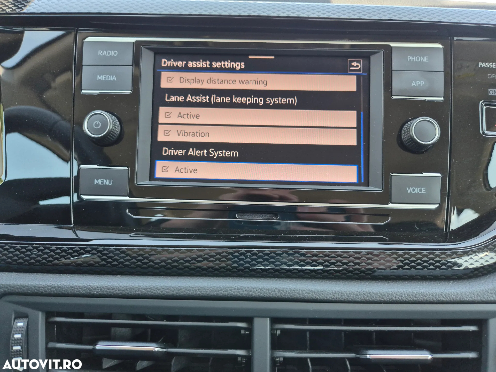 Volkswagen Polo 1.0 TSI DSG Life - 24