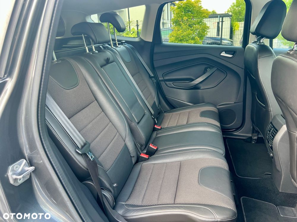 Ford Kuga 2.0 TDCi 4x4 Titanium - 19