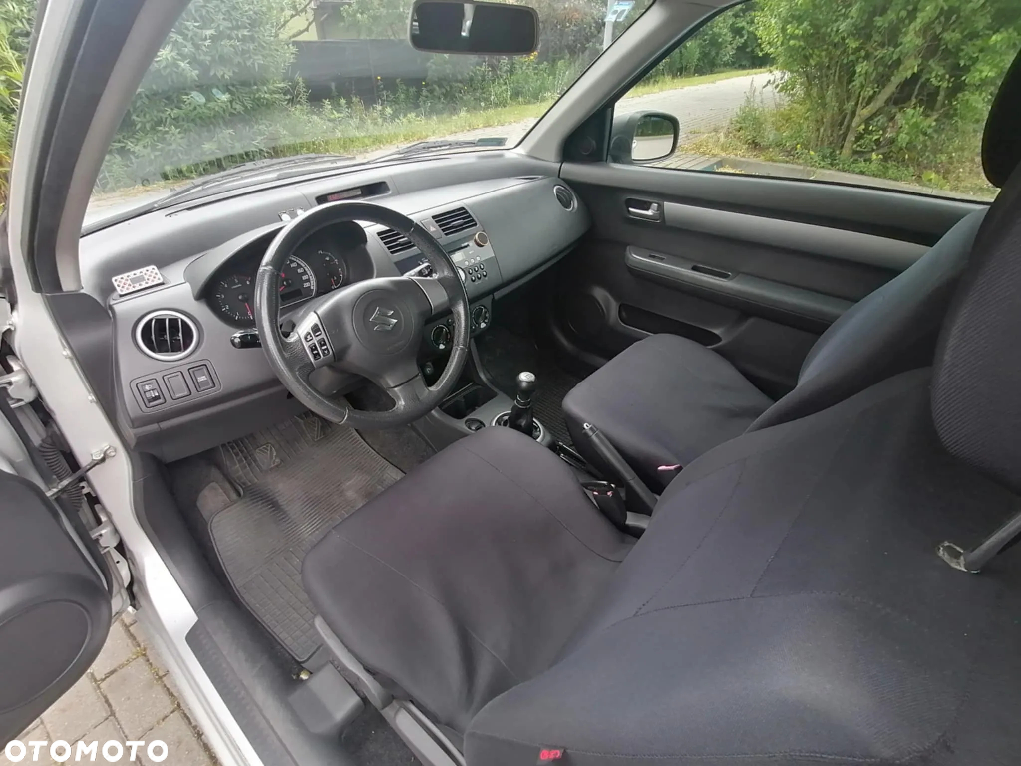 Suzuki Swift 1.3 DDiS GLX / Comfort - 8