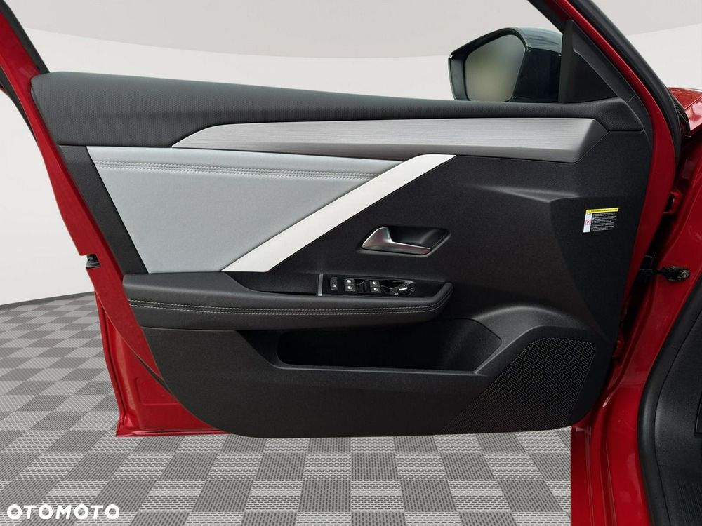 Opel Astra 1.2 T Elegance S&S - 11
