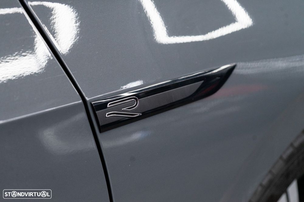 VW Golf Variant 2.0 TDi R-Line DSG - 15