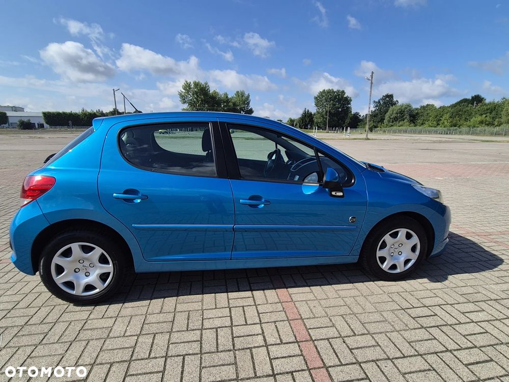 Peugeot 207 - 4