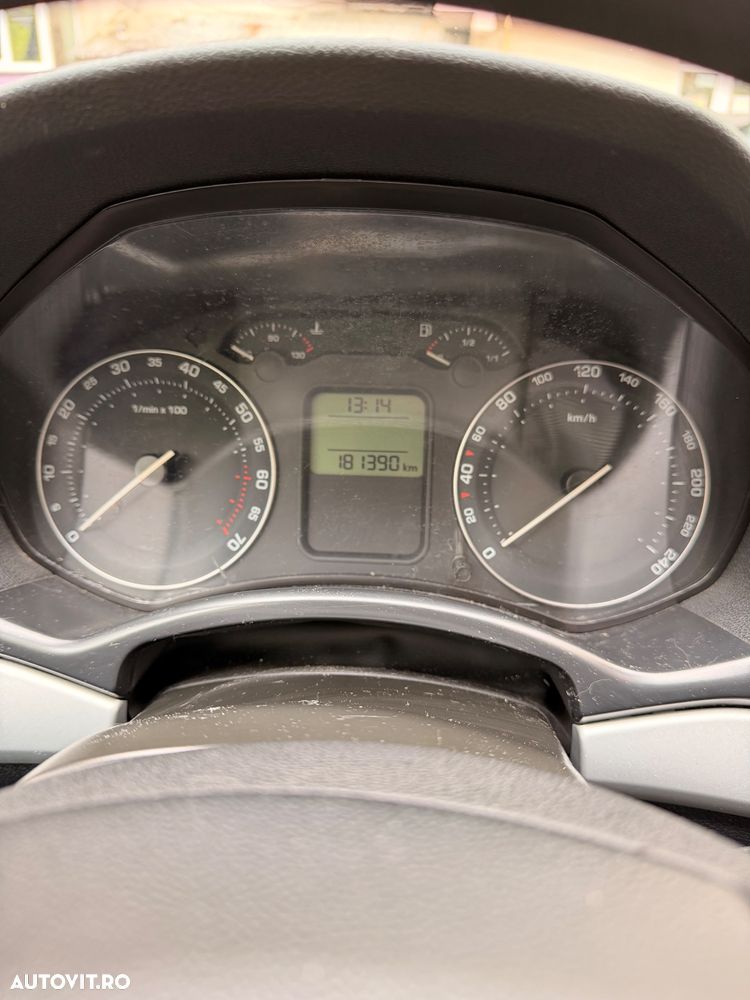 Skoda Octavia - 7