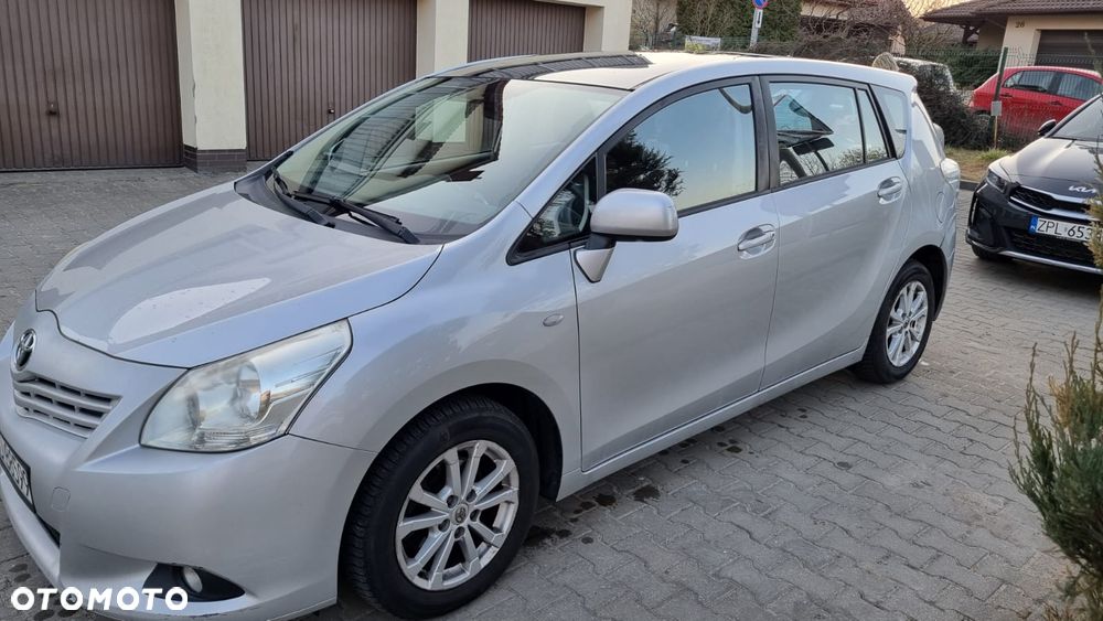 Toyota Verso 2.0 D-4D Premium 7os - 3