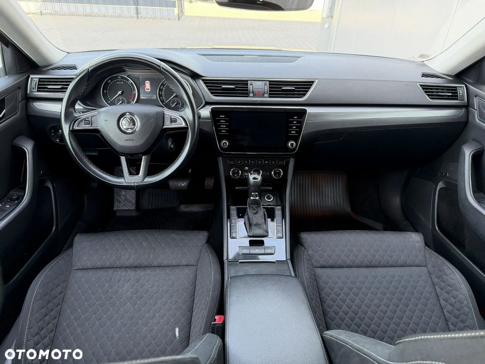 Skoda Superb 2.0 TDI Style DSG - 21