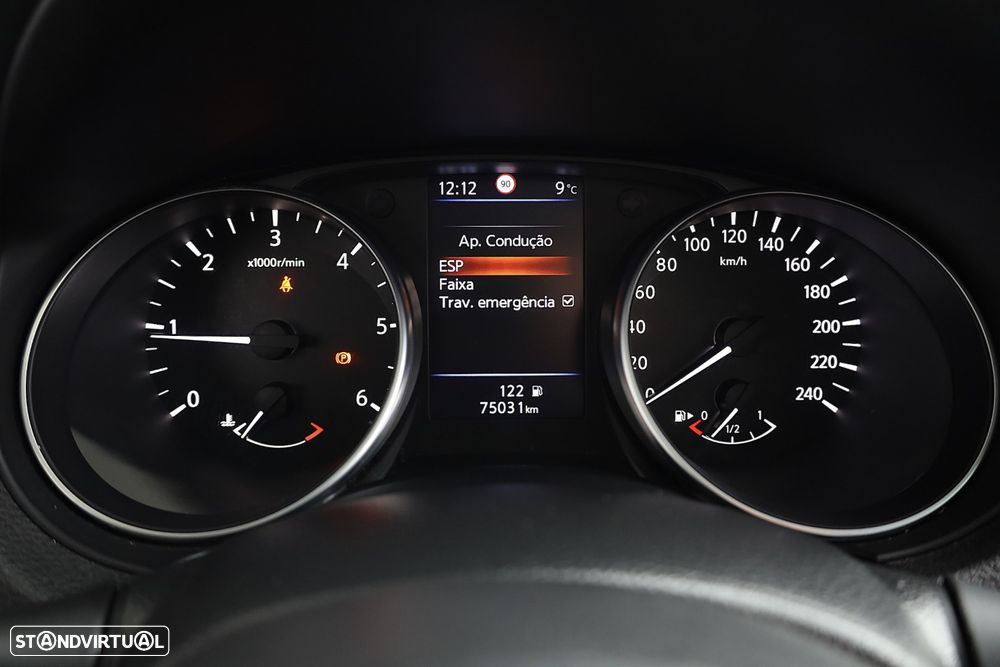 Nissan Qashqai 1.5 dCi N-Connecta J18 - 46