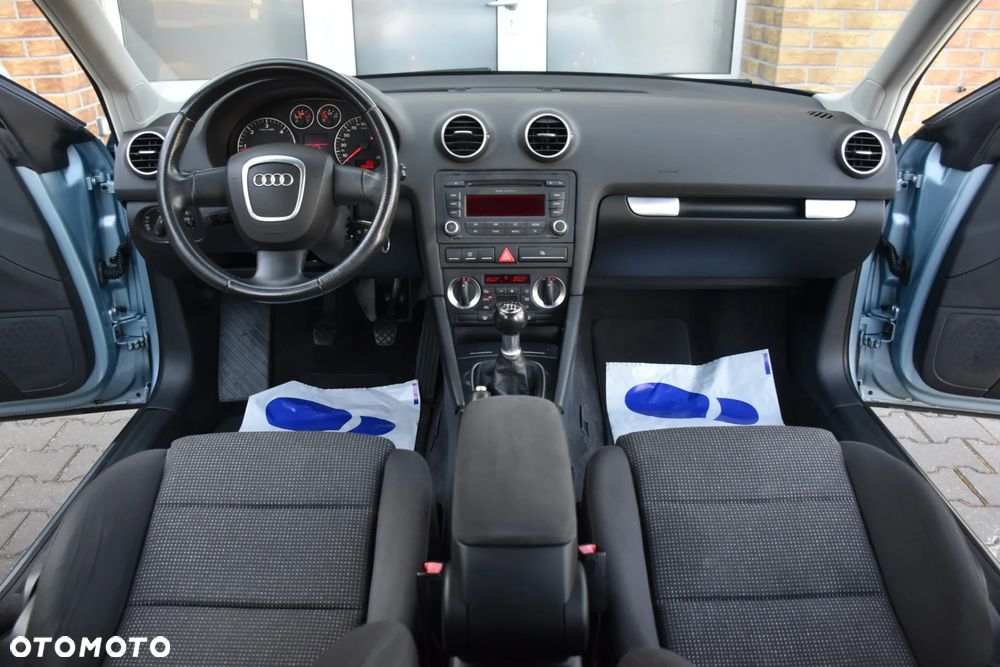 Audi A3 Sportback 2.0 TDI Ambiente - 7