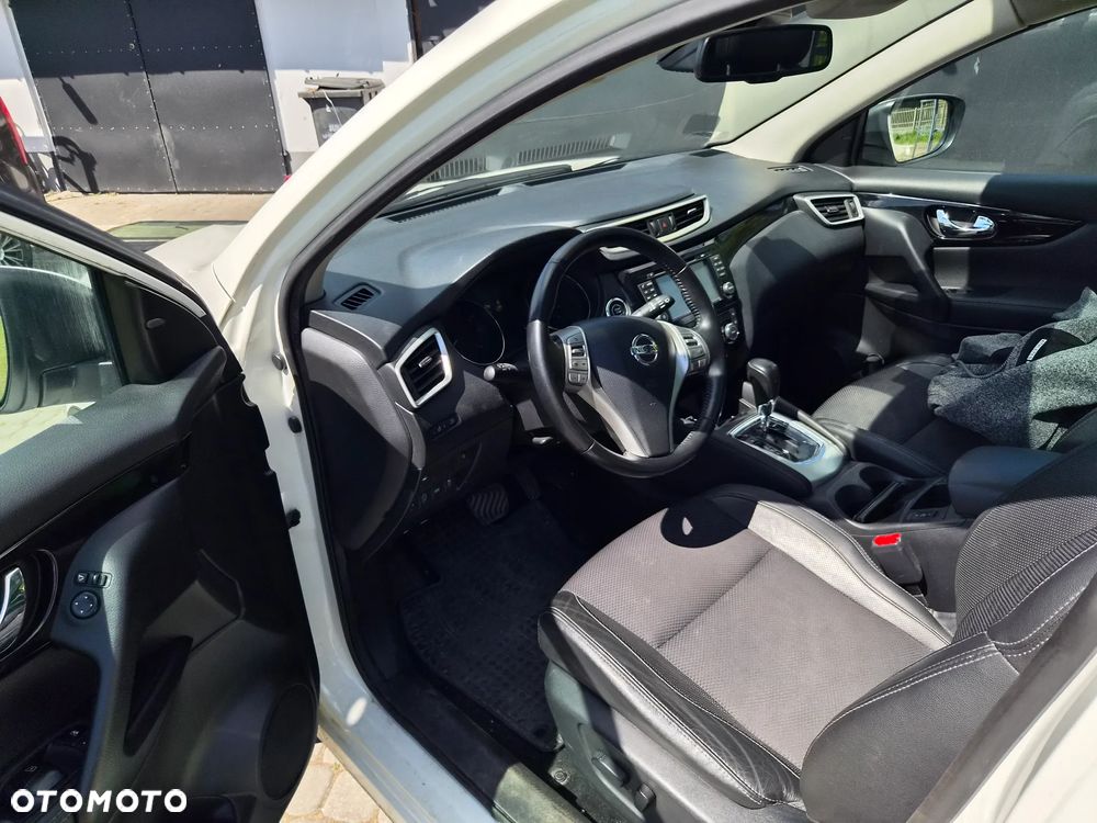 Nissan Qashqai 1.6 360 CVT - 6
