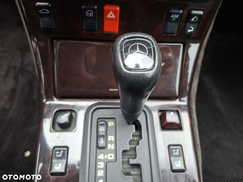 Mercedes-Benz SL - 24