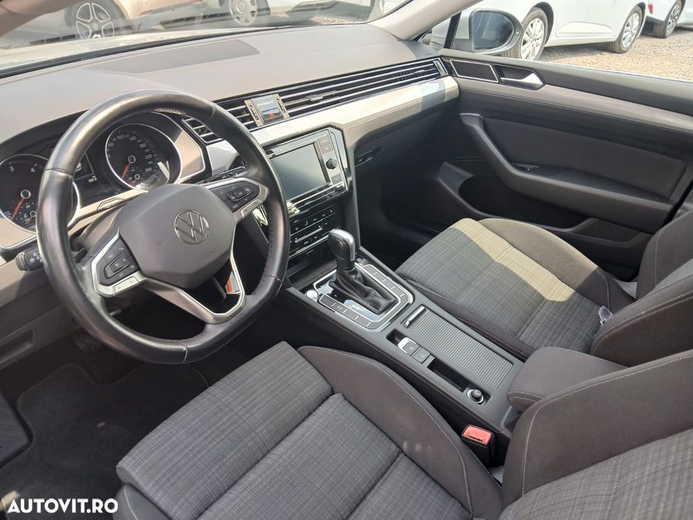 Volkswagen Passat 2.0 TDI DSG Comfortline - 8