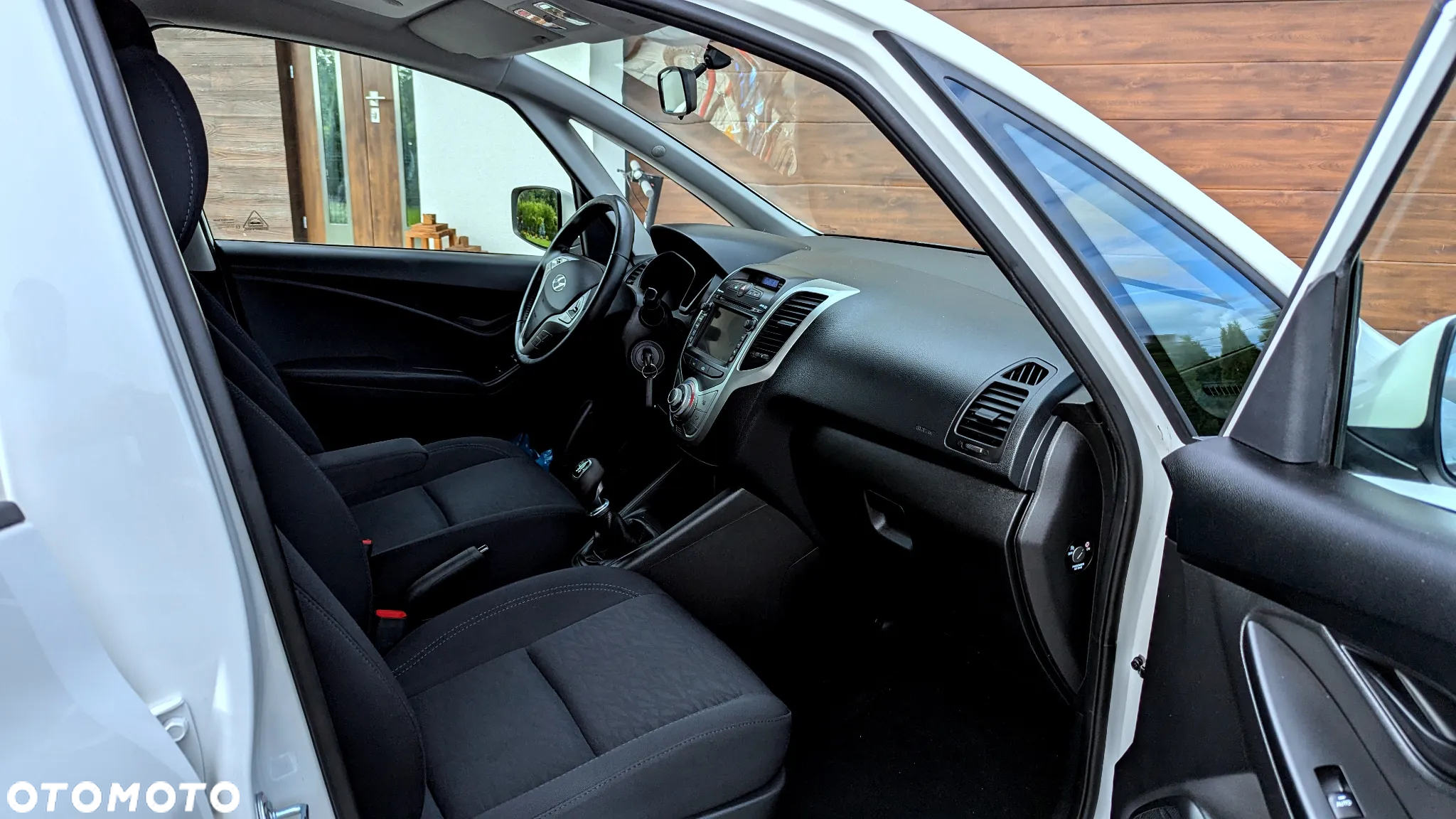 Hyundai ix20 1.4 blue YES Gold - 11