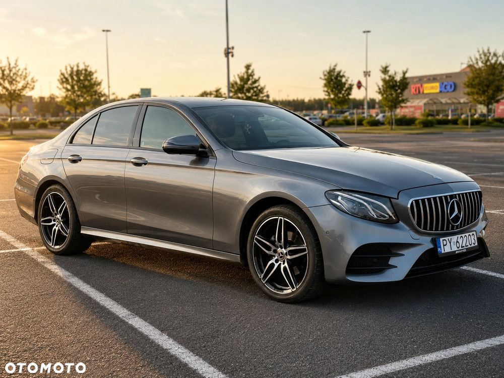 Mercedes-Benz Klasa E 220 d 9G-TRONIC - 3