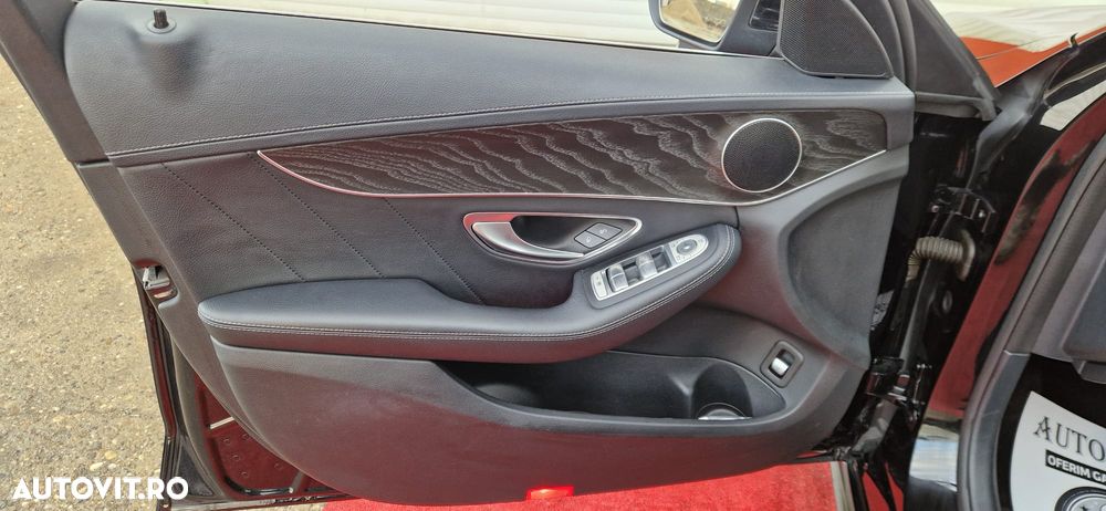 Mercedes-Benz C - 37