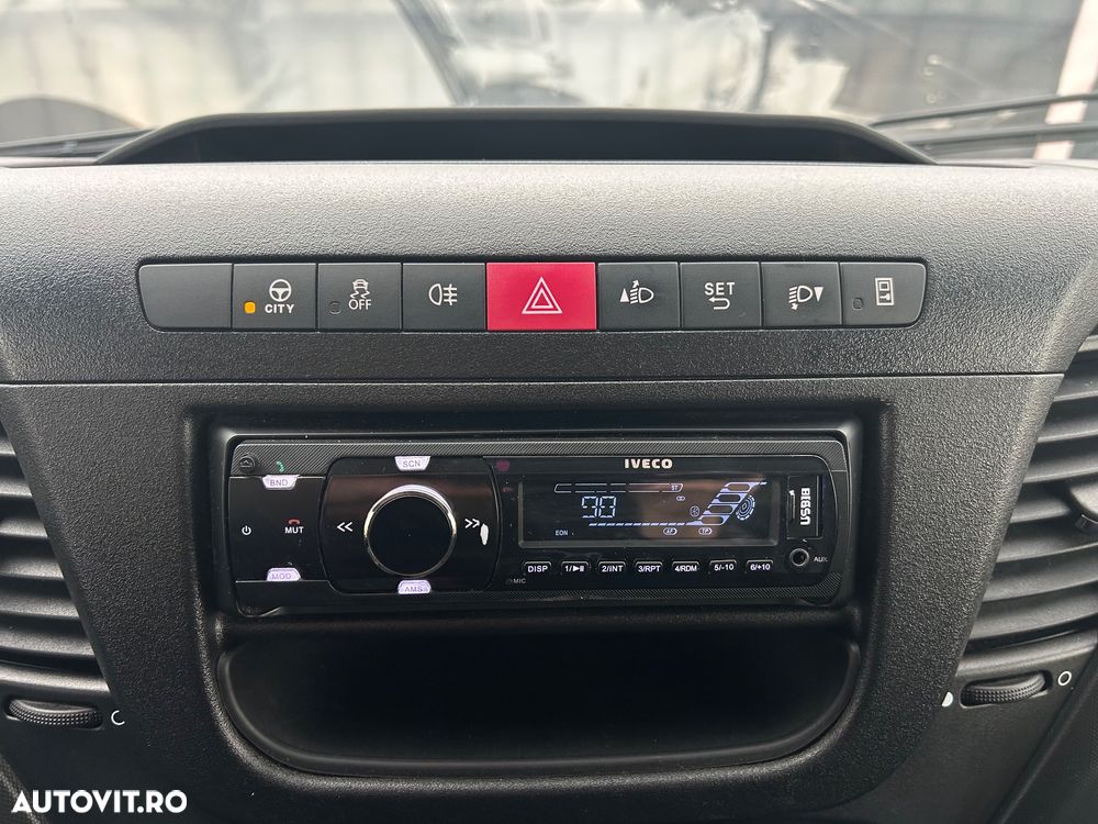 Iveco Daily Prelata 5 m LIFT HIDRAULIC SPATE - 32